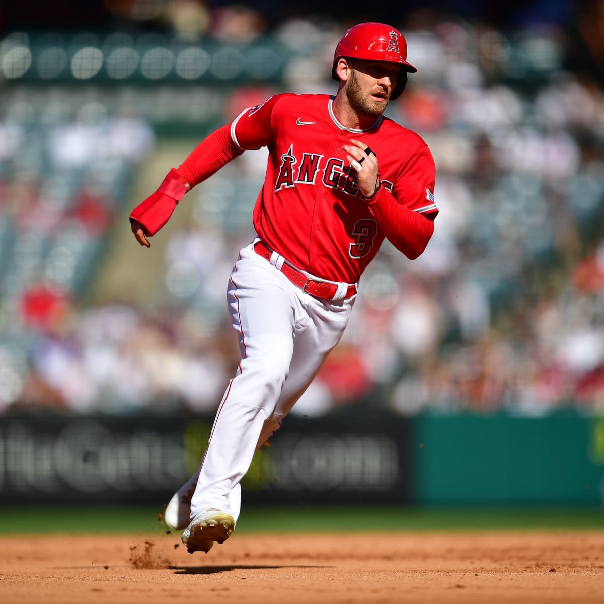 Los Angeles Angels' Taylor Ward suffers facial fractures after