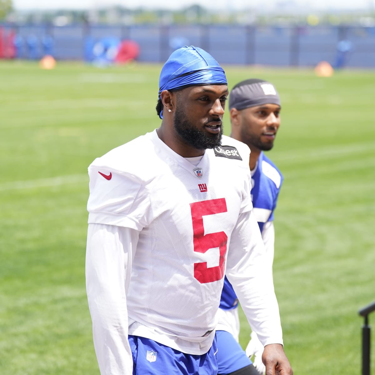 New York Giants Defensive End Kayvon Thibodeaux to Wear No. 5 in Rookie NFL  Season - Sports Illustrated Oregon Ducks News, Analysis and More