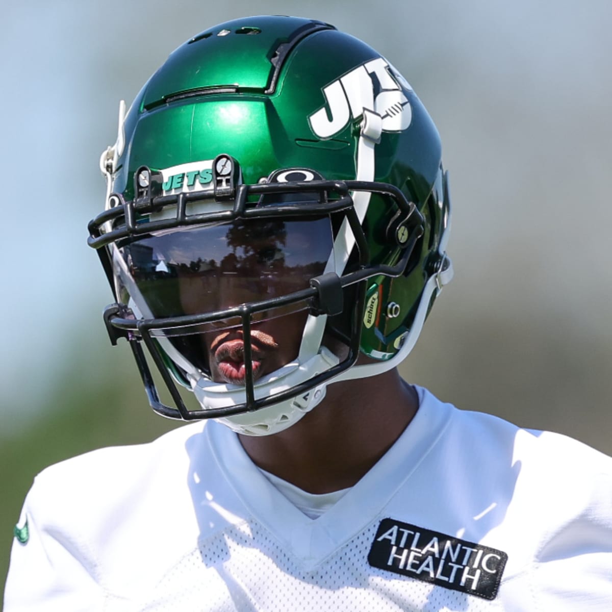 Garrett Wilson Injury News: Jets Rookie Receiver Leaves With Back