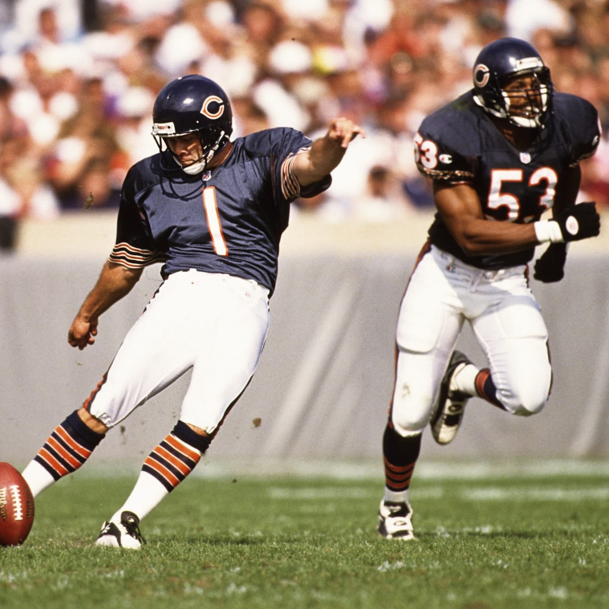 Oakland Raiders George Blanda in action, field goal kick with holder