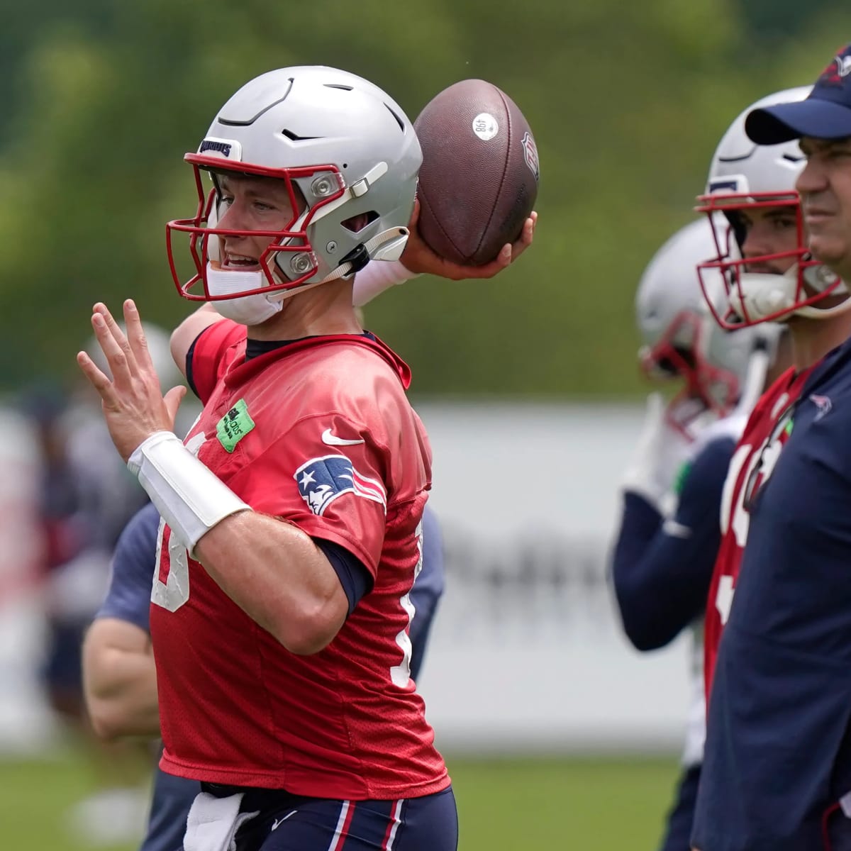 Mac Jones is having a lot more fun at Patriots training camp this