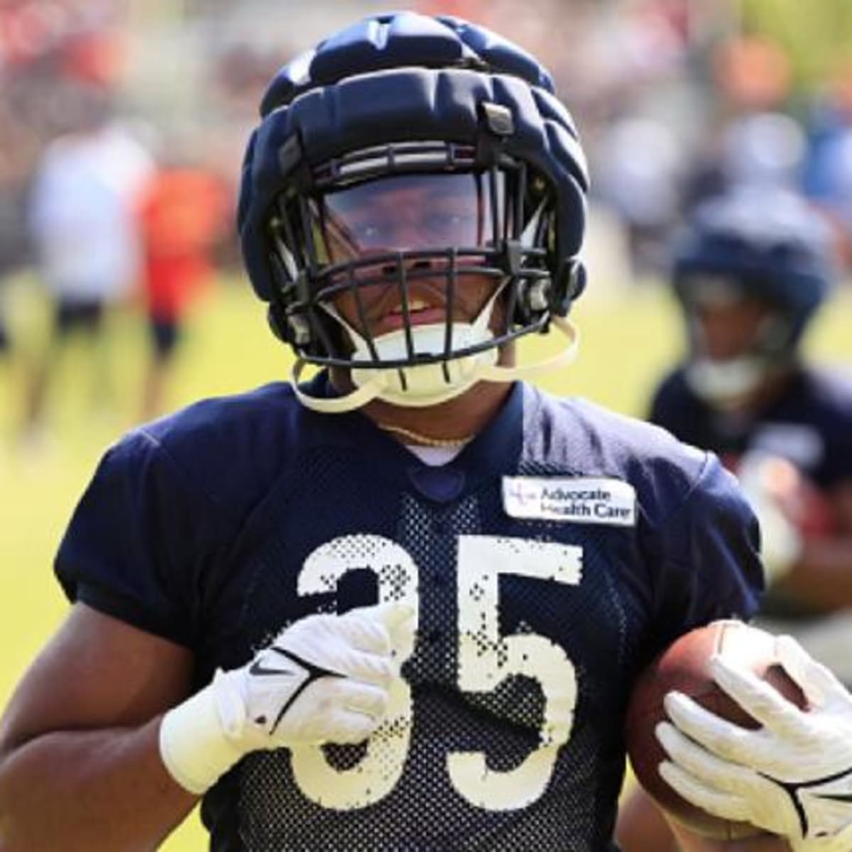 Chicago Bears: Why players are wearing padded helmets