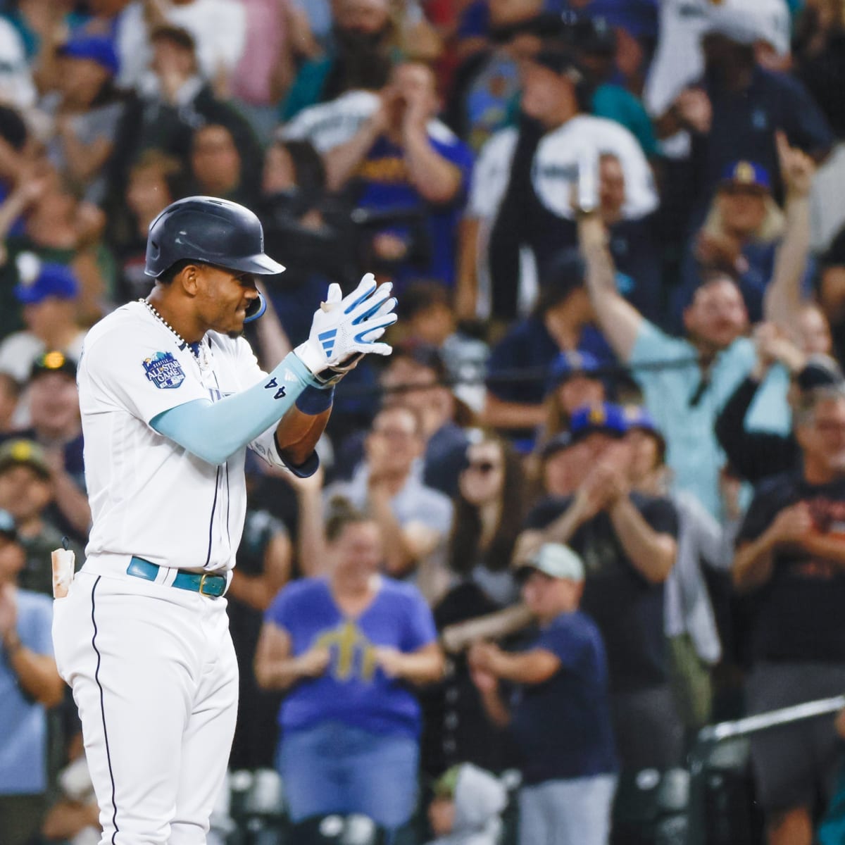 Seattle Mariners Star Julio Rodriguez Once Again Joins Ken Griffey Jr. and Alex  Rodriguez in Team Record Books - Fastball