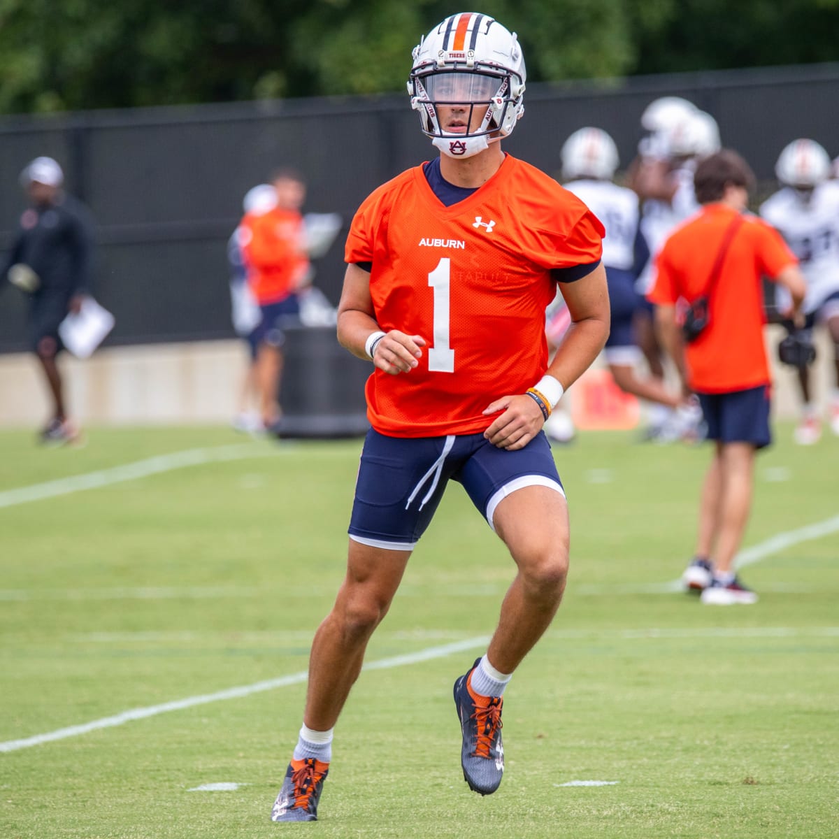 Payton Thorne hoping to leave Auburn like he does the dinner table: better  than he found it 