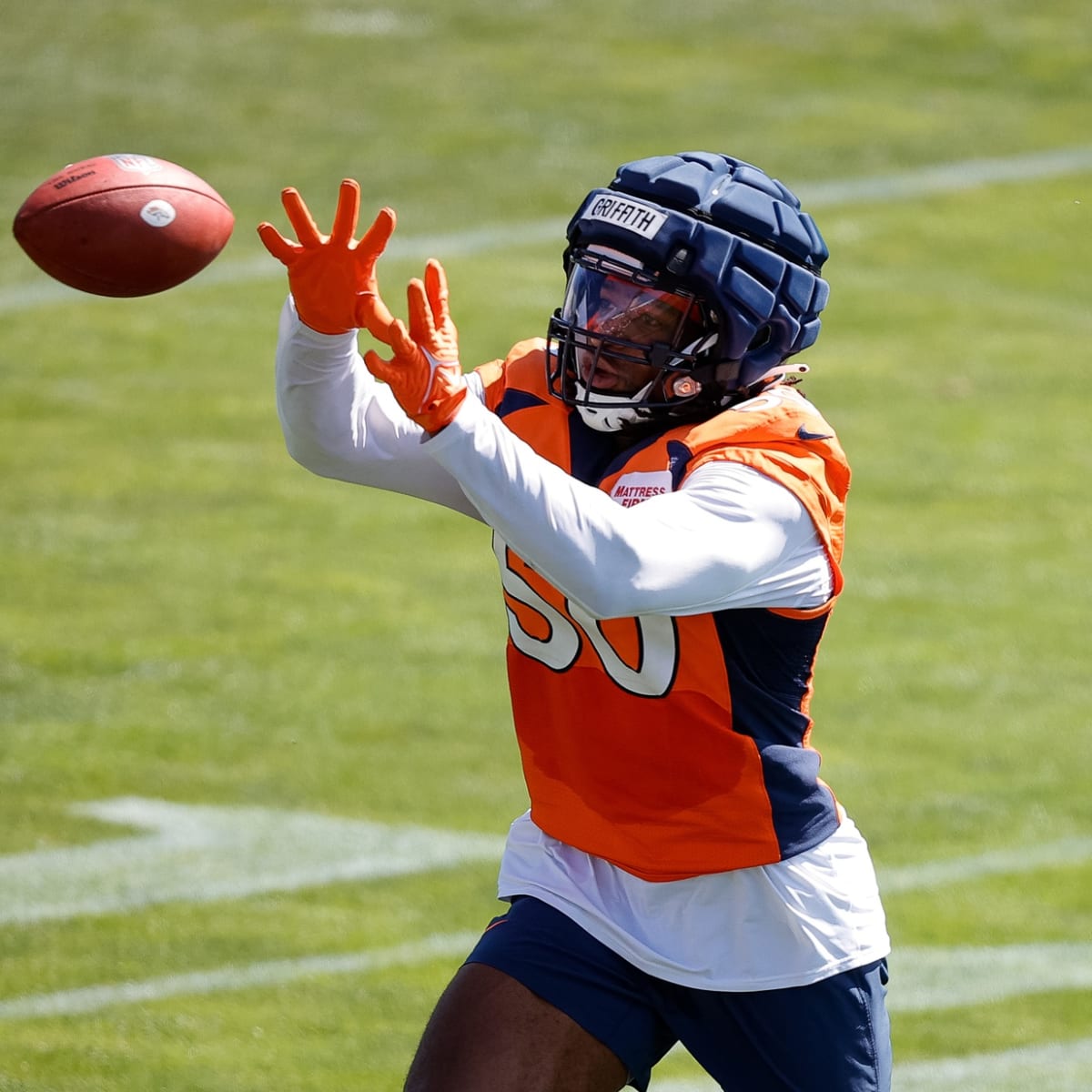 Broncos Insider Mike Klis on the start of training camp in Denver