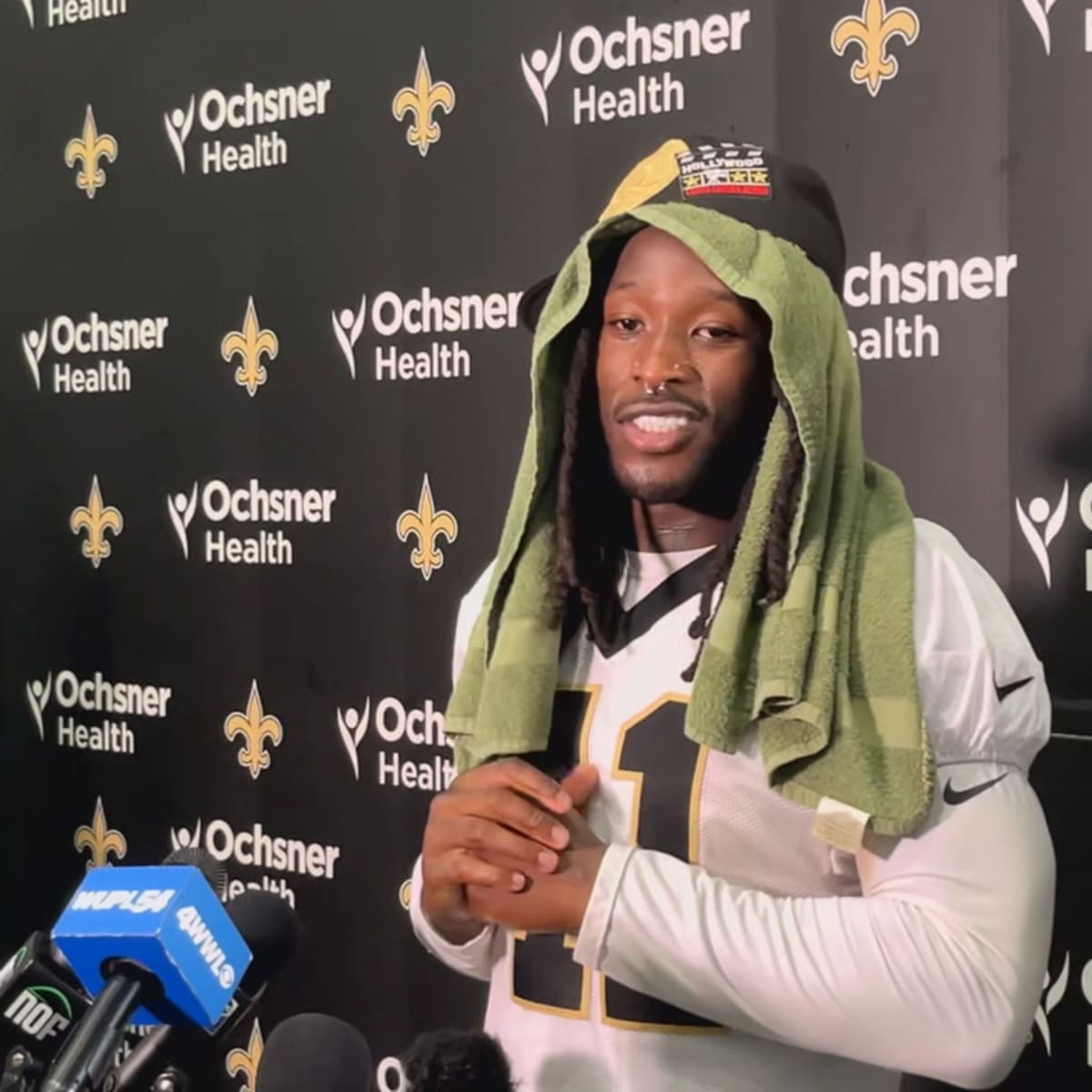 Alvin Kamara Wants to Finish Career with Saints - Sports Illustrated New  Orleans Saints News, Analysis and More