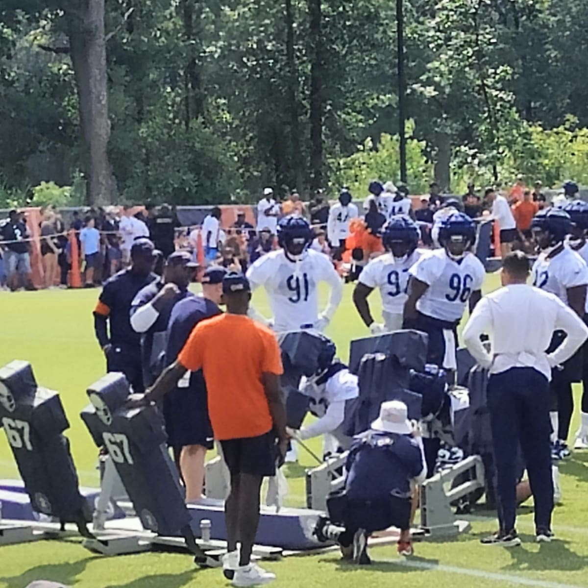 Edmunds back practicing with Bears, others sidelined with injuries