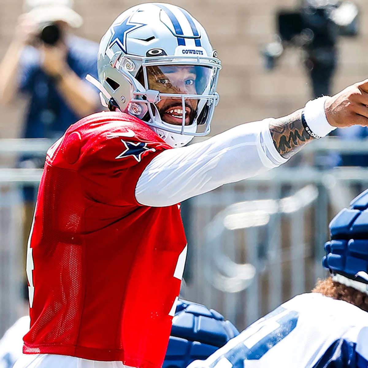 Cowboys minicamp 2023: New 'Texas Coast' offense comes together in  collaboration between coaches, players 