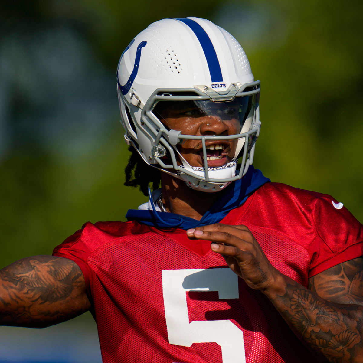 Colts' Shaquille Leonard working to overcome fear of injury after missing  most of past 2 seasons