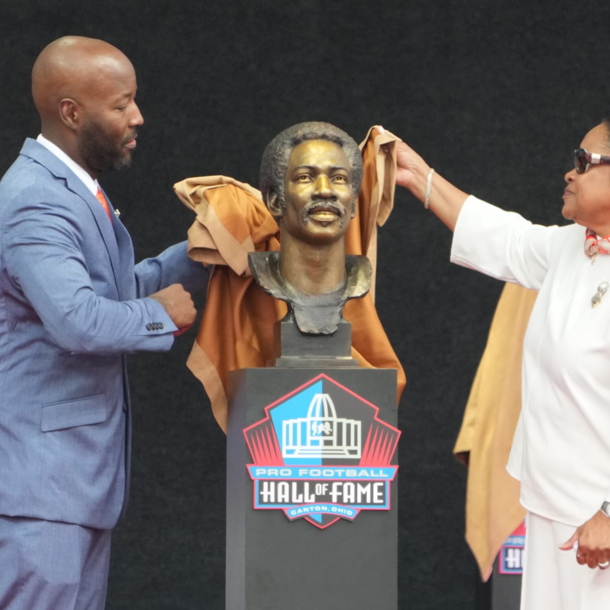 Bengals legend Ken Riley inducted into Hall of Fame