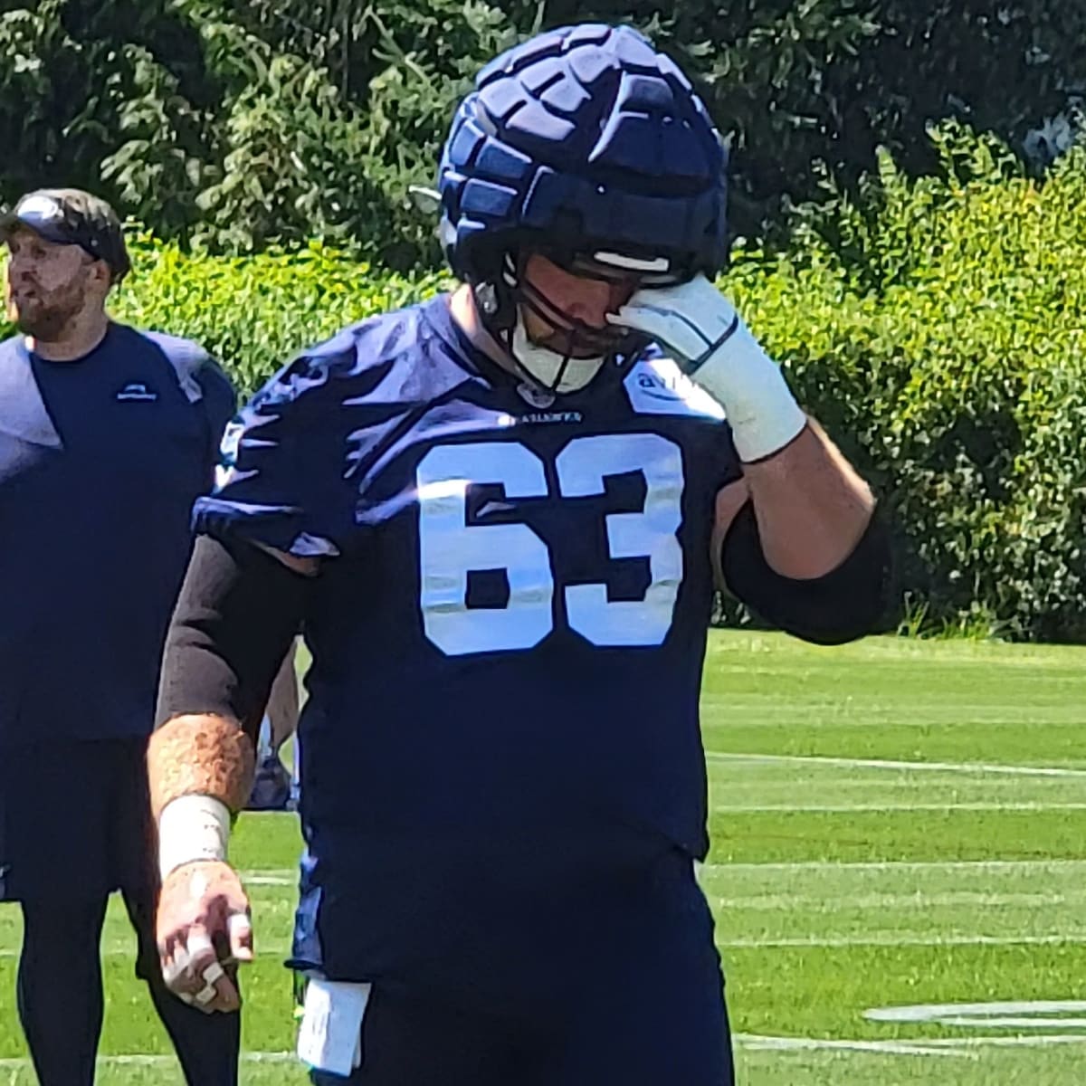Has Early Front-Runner Emerged For Seattle Seahawks Center Job? - Sports  Illustrated Seattle Seahawks News, Analysis and More