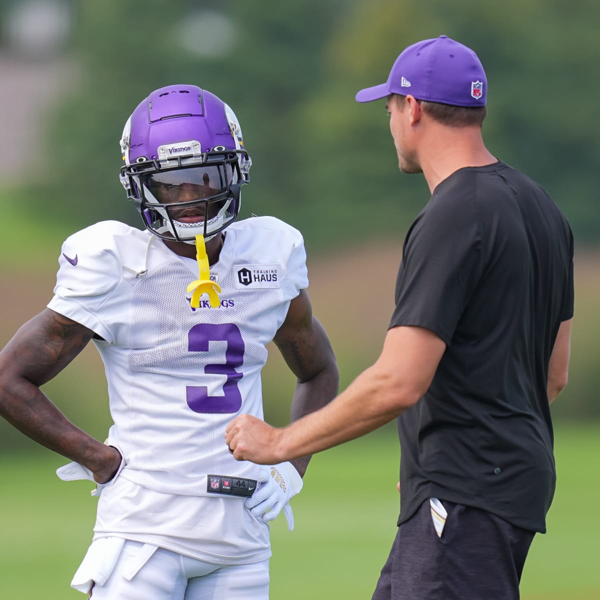 Minnesota Vikings cornerback Andrew Booth Jr. takes part in drills