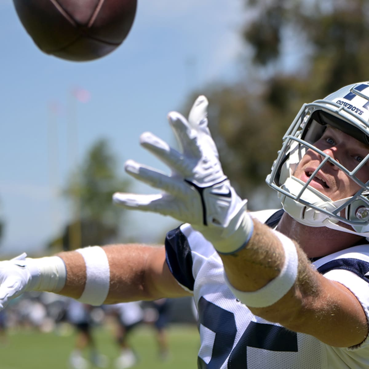 Cowboys WR David Durden Makes Dynamic Catch But Suffers Concussion in  Practice - Sports Illustrated