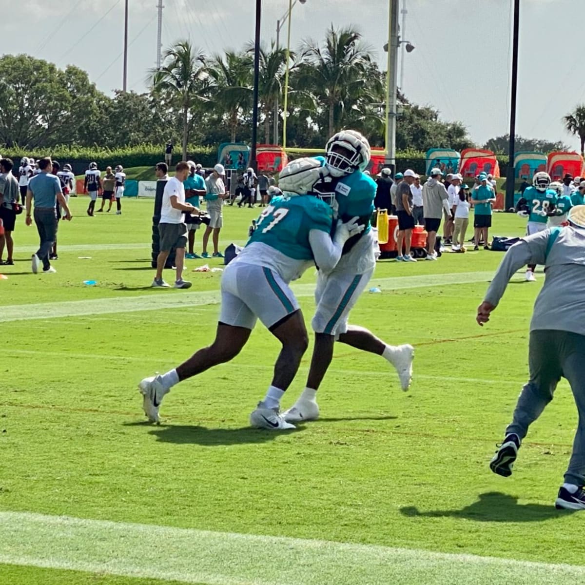 October 9, 2022, East Rutherford, New Jersey, USA: Miami Dolphins offensive  tackle Liam Eichenberg