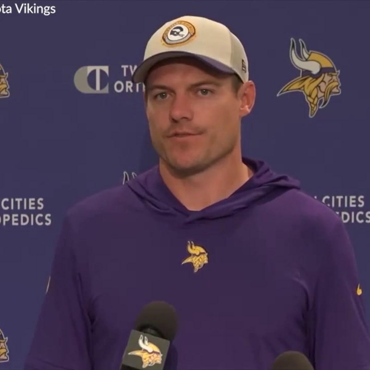 Kyle Rudolph staying with Vikings: 'Our home, will always bein  Minnesota!' - Bring Me The News