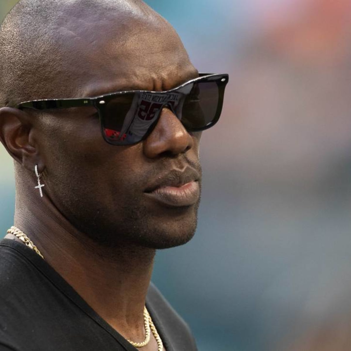 Terrell Owens' neighbor faces criminal charges after 'heated argument' with  ex-Eagles receiver 