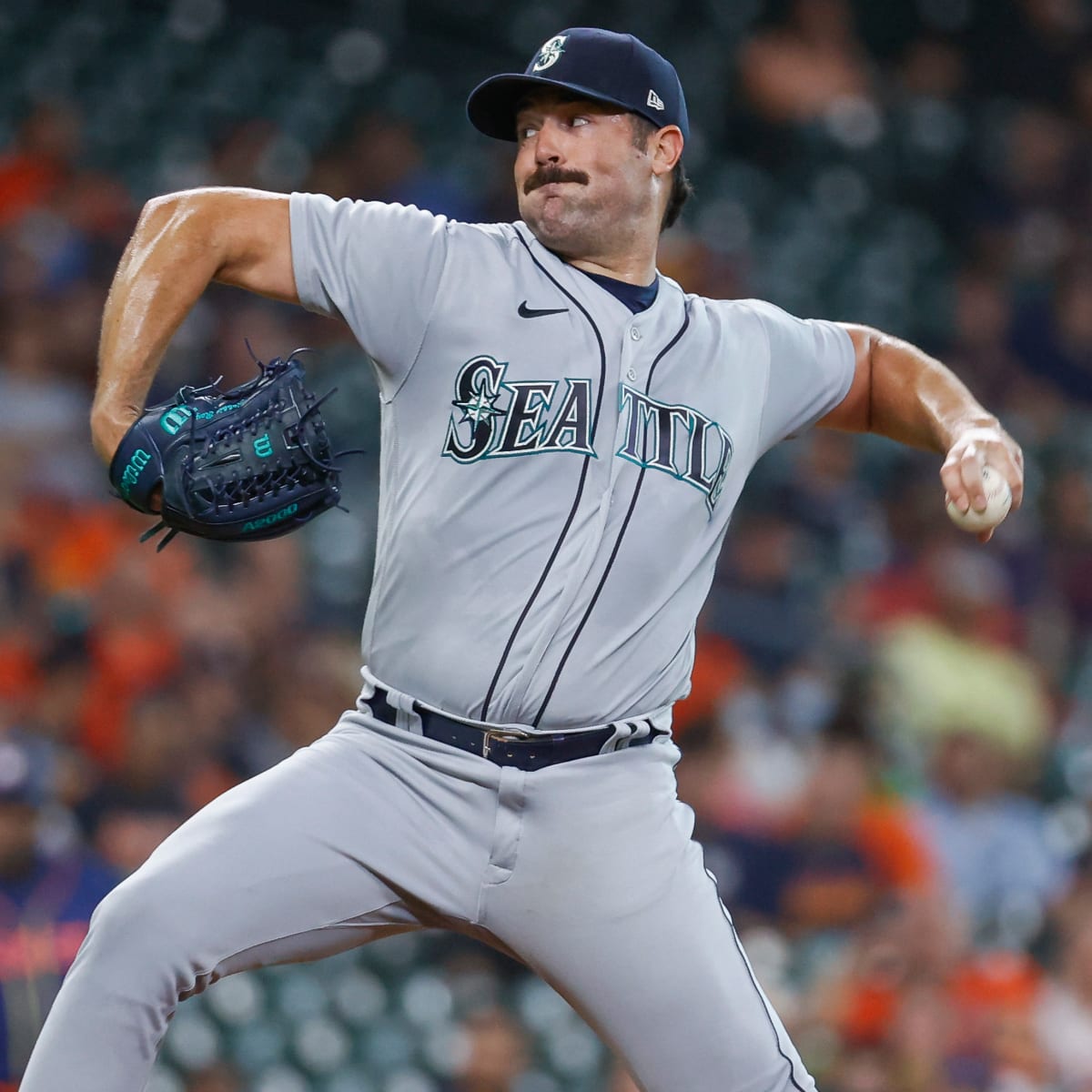 The Seattle Robbie Ray and Julio Rodríguezes do their job, beat