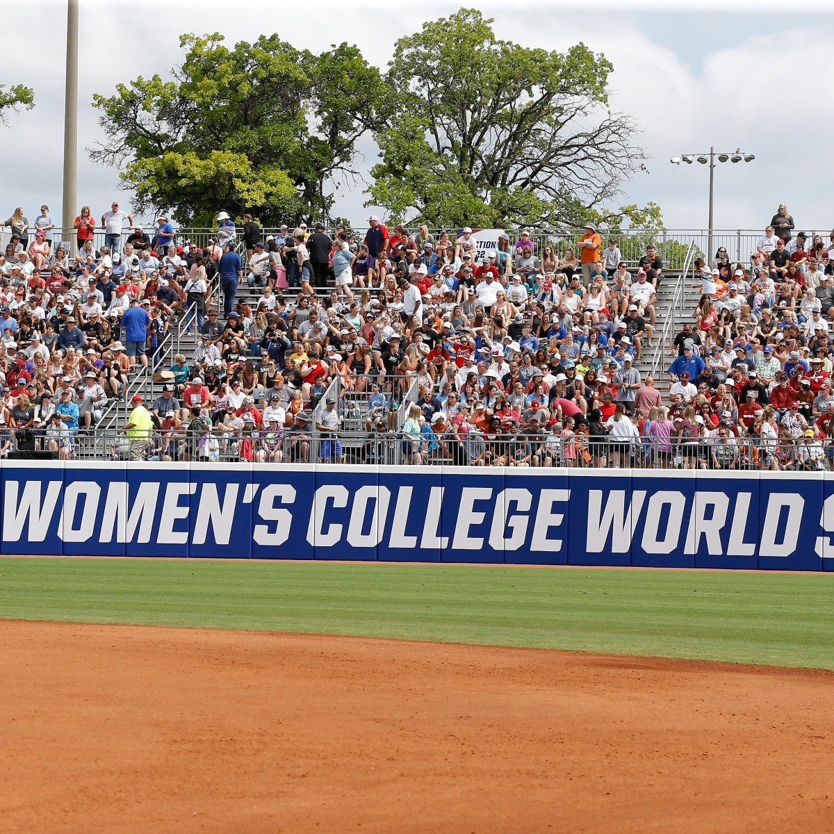 Women's College World Series odds 2022: Picks, predictions to win WCWS with  Oklahoma as favorite - DraftKings Network