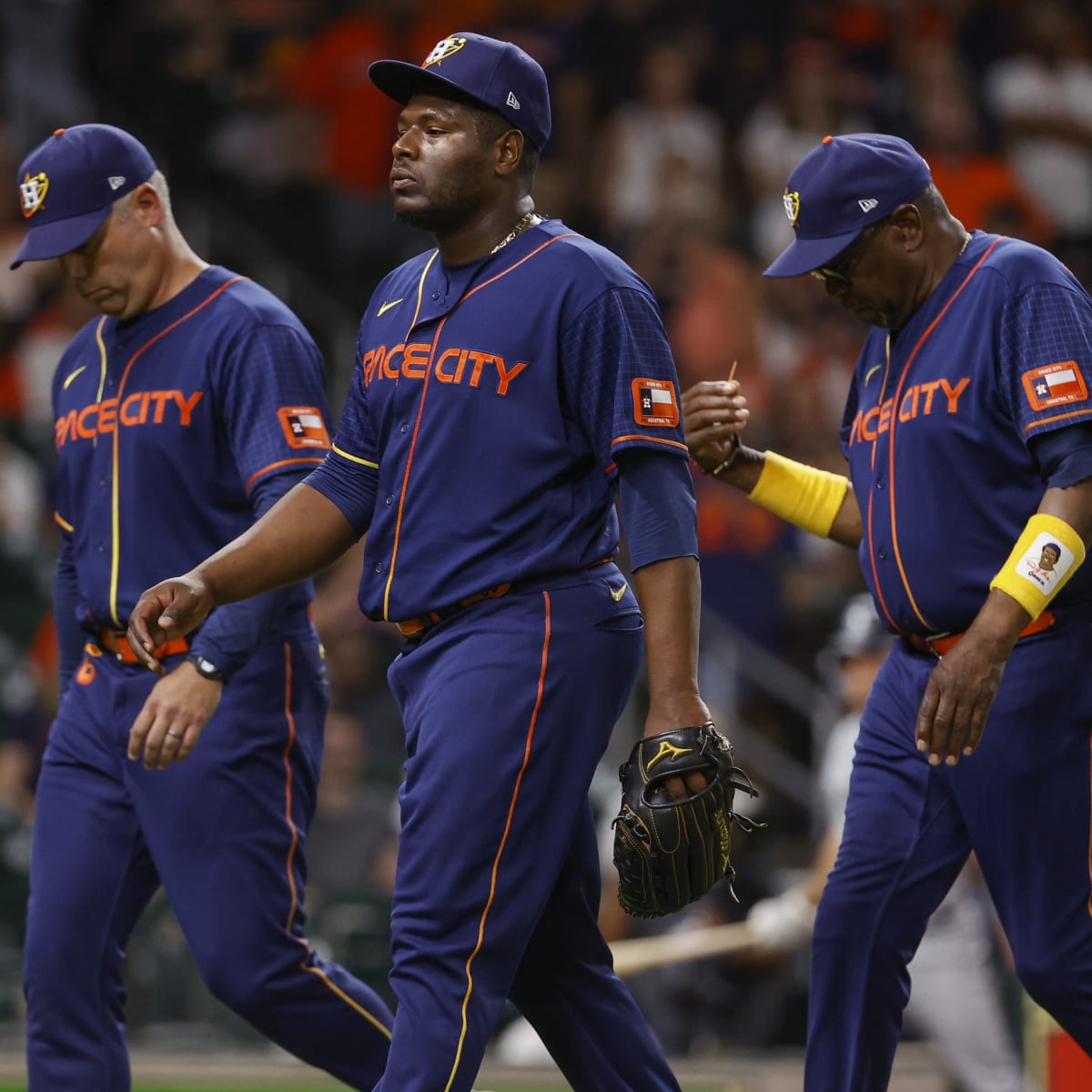 Dusty Baker takes over scandal-marred Astros, says it's his 'last hurrah' -  ESPN