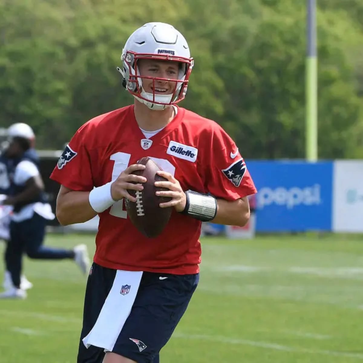 New England Patriots' Mac Jones Training with Ex-NFL Quarterback