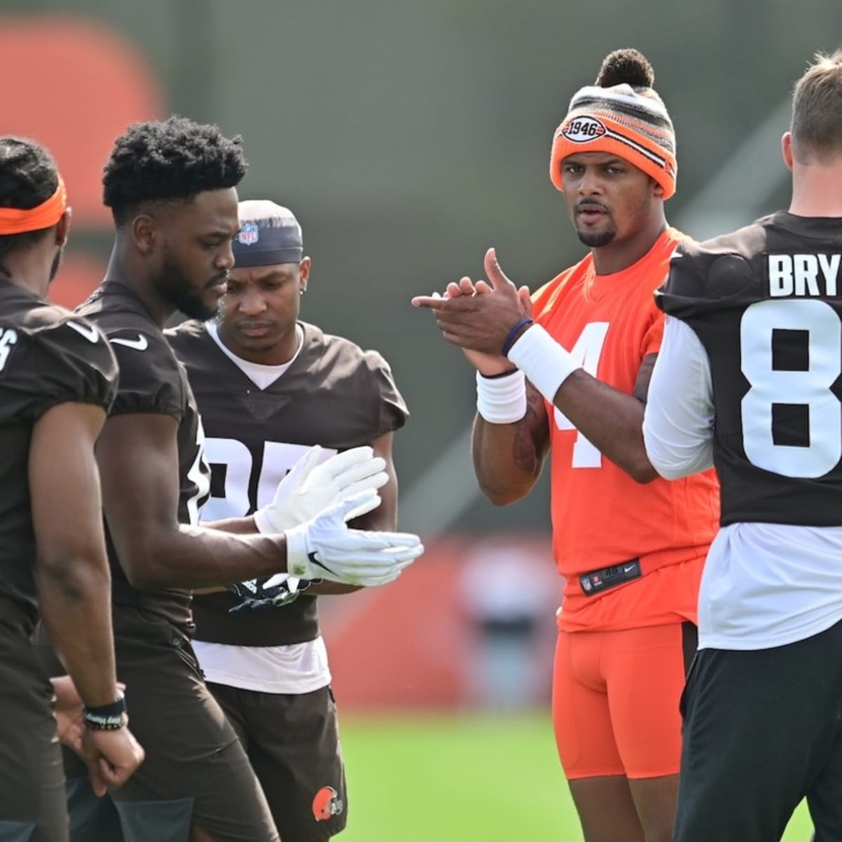 Deshaun Watson, Kenny Pickett get first look at Browns-Steelers feud