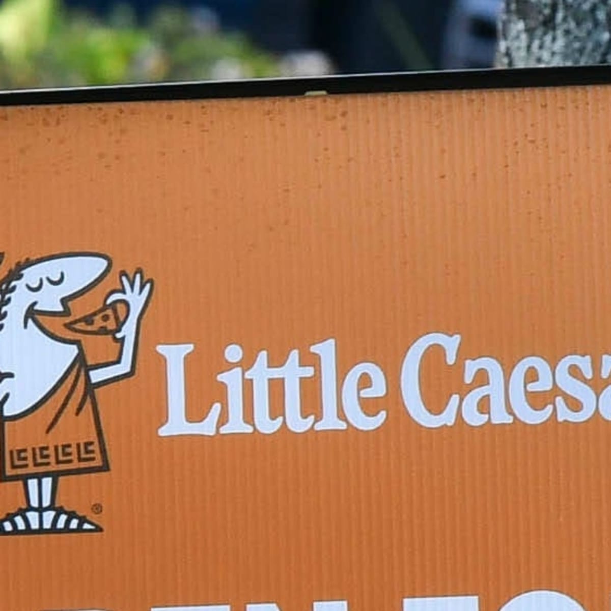 NFL Pizza Partner Little Caesars Hypes Season Via Matthew