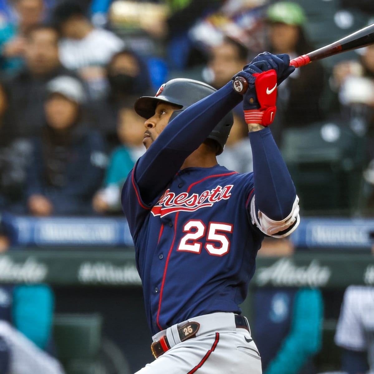Byron Buxton makes it back-to-back at All-Star Game; hits BOMB off
