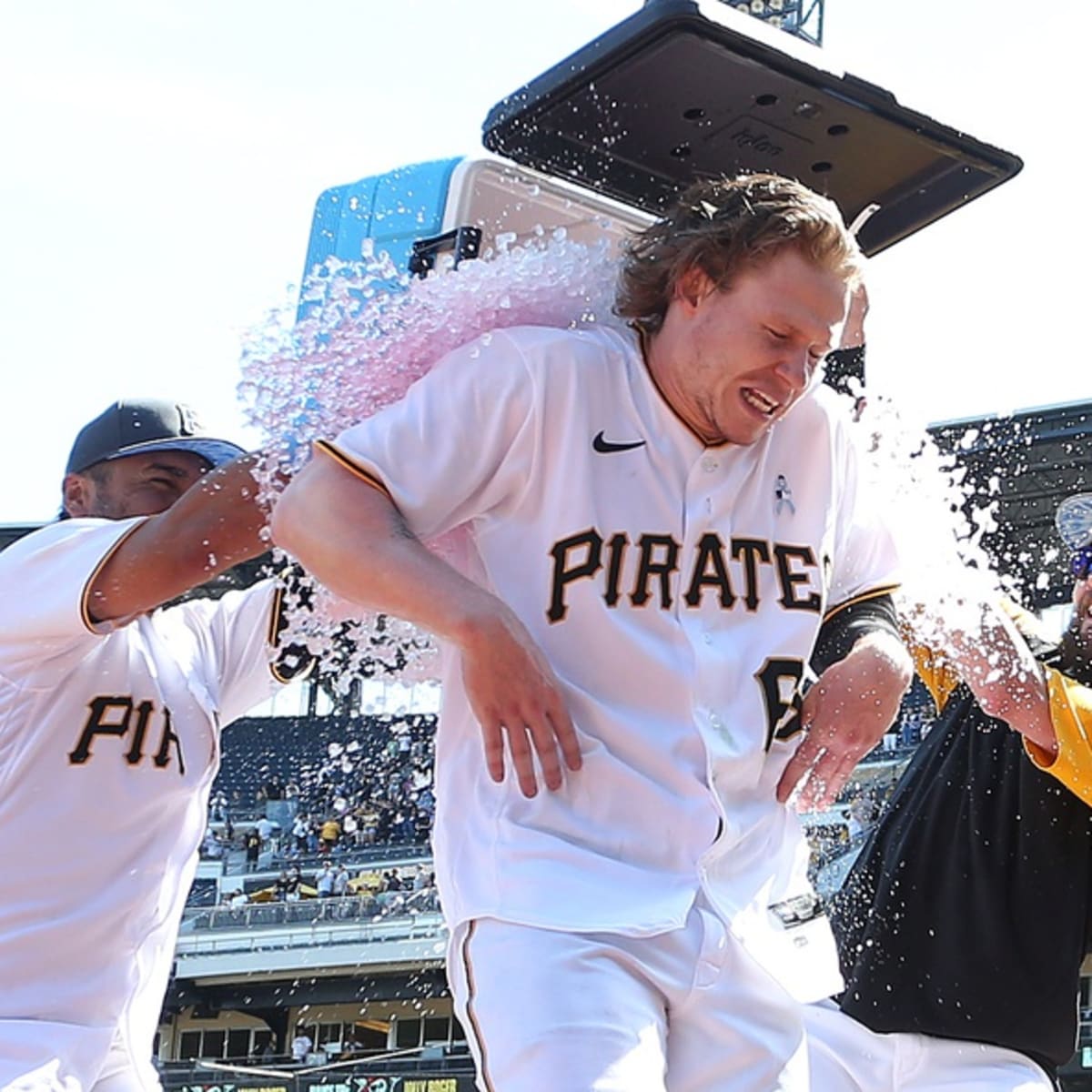 Pirates swept by Giants after walkoff seals 8-7 defeat - Bucs Dugout