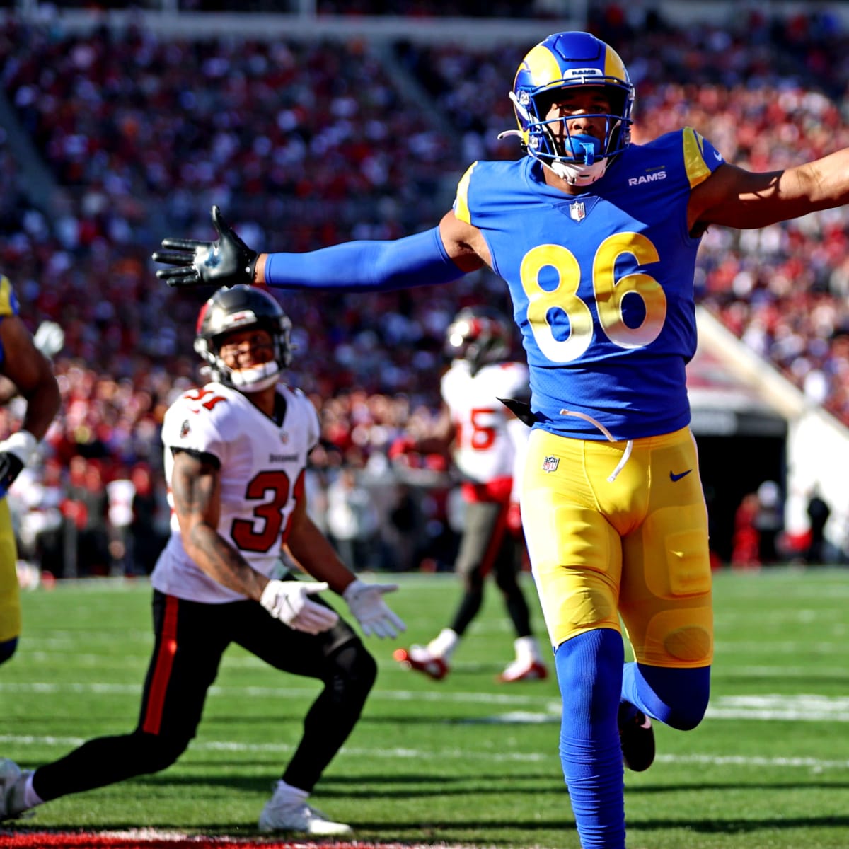 Los Angeles Rams Sign TE Tyler Higbee to New Contract Extension - Sports  Illustrated LA Rams News, Analysis and More