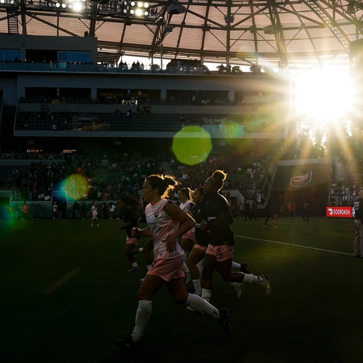 Will the NWSL expand to California again? A group of Bay Area