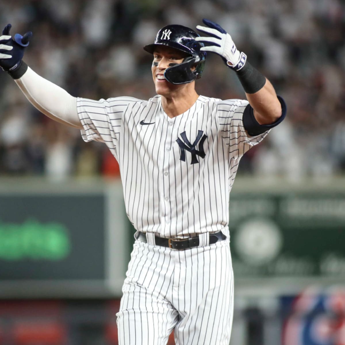 Giancarlo Stanton, Clarke Schmidt carry Yankees in win over Rockies