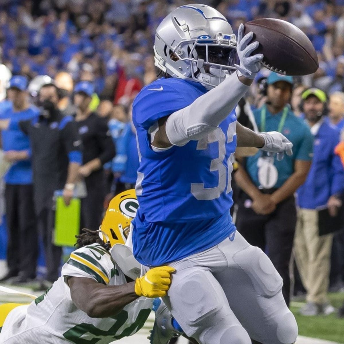 Julian Okwara Listed as Detroit Lions Breakout Player 2022 NFL Season -  Sports Illustrated Detroit Lions News, Analysis and More