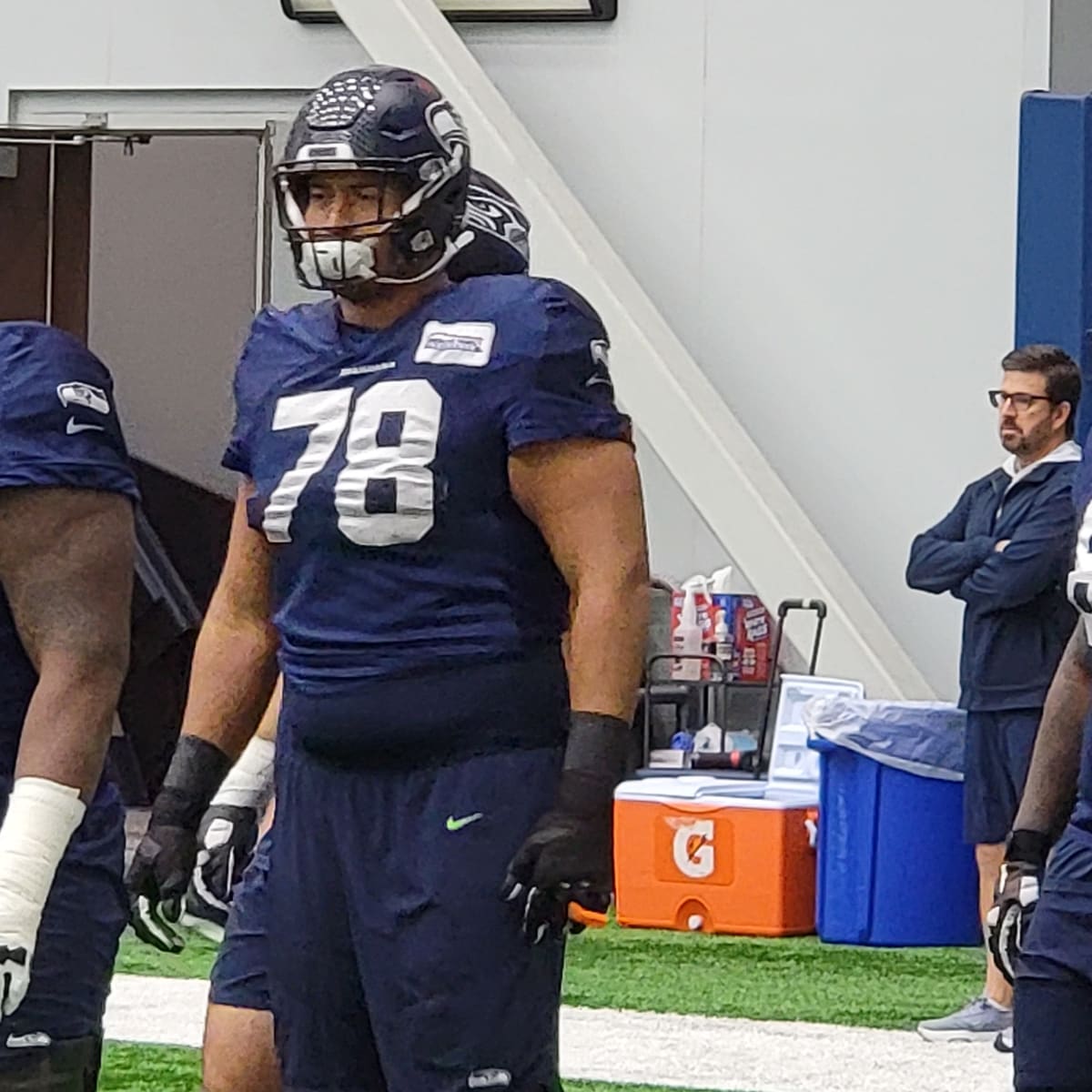 Assessing Stone Forsythe's chances of becoming the Seahawks' Week 1  starting right tackle - Field Gulls