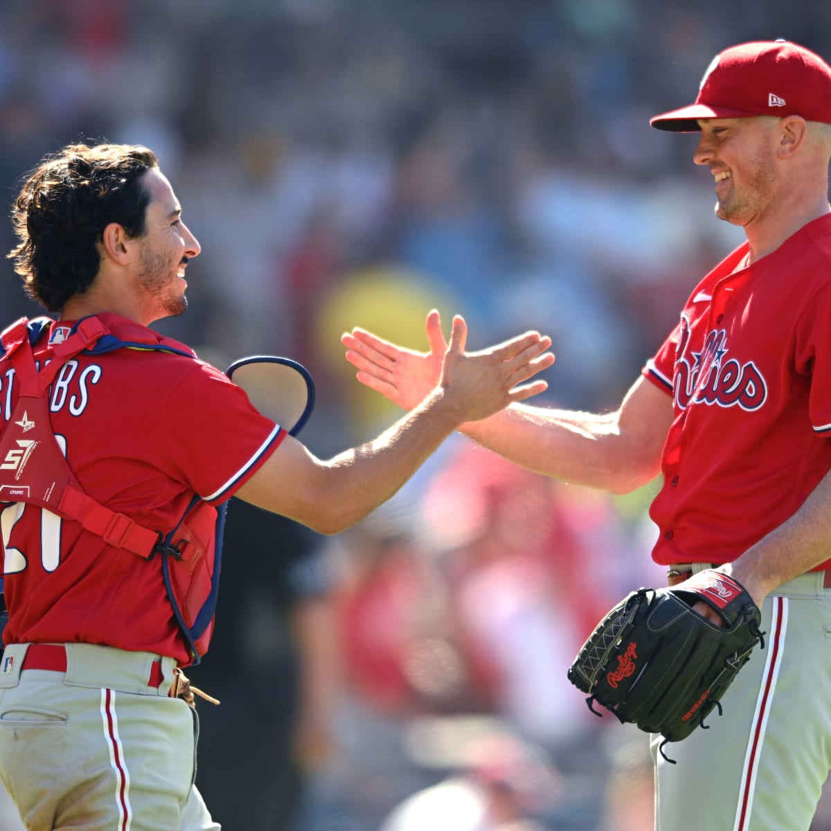 Phillies' Rhys Hoskins hopes to play in Atlanta after bruising his right  hand on hit by pitch