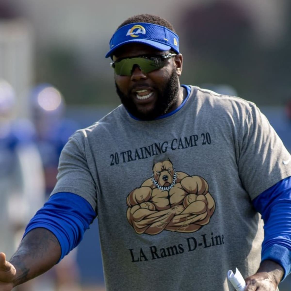 LA Rams DL Coach Henderson will sick Dawgs on the Bengals