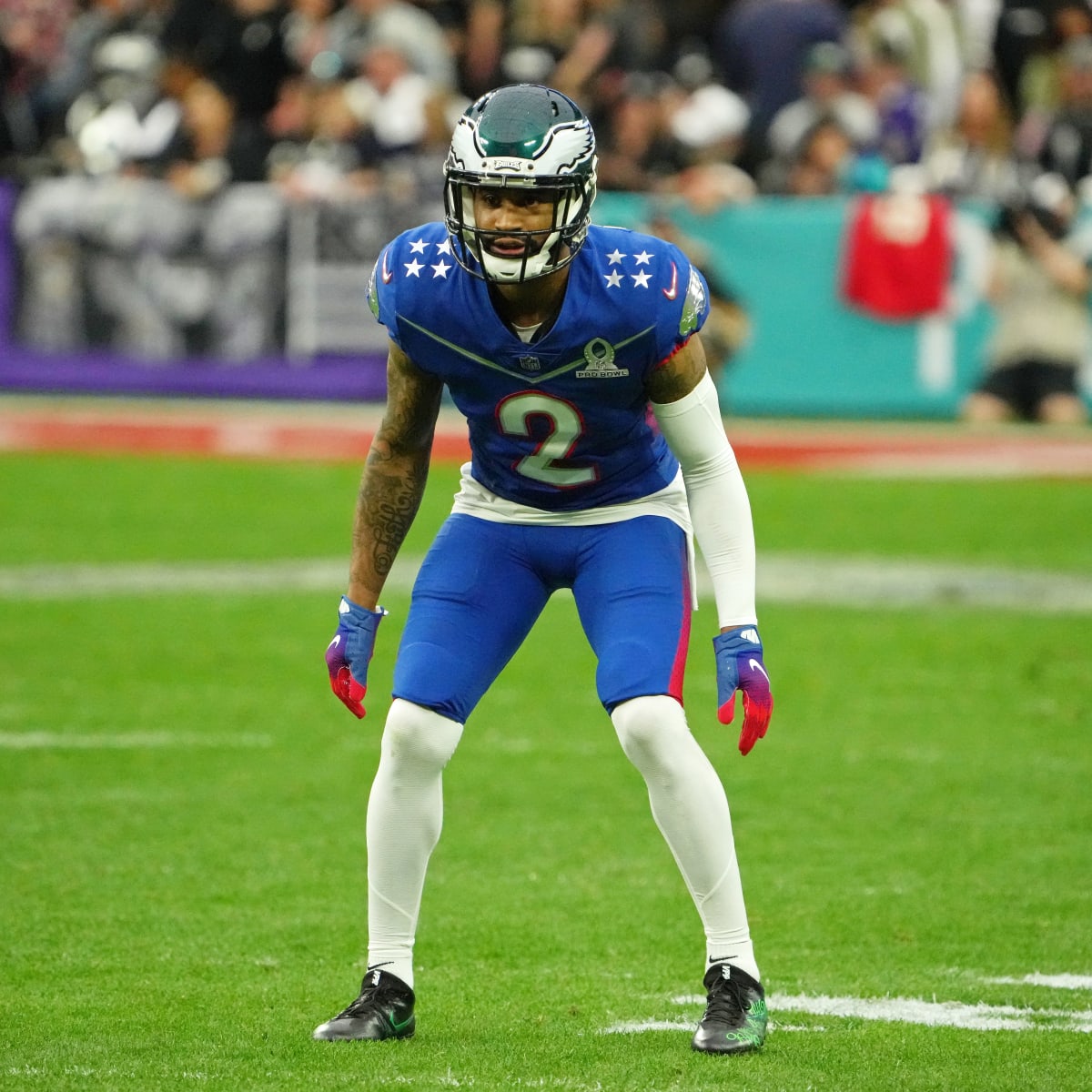 Philadelphia, Pennsylvania, USA. 21st Nov, 2021. Philadelphia Eagles  cornerback Darius Slay (2) in action prior to the NFL game between the New  Orleans Saints and the Philadelphia Eagles at Lincoln Financial Field