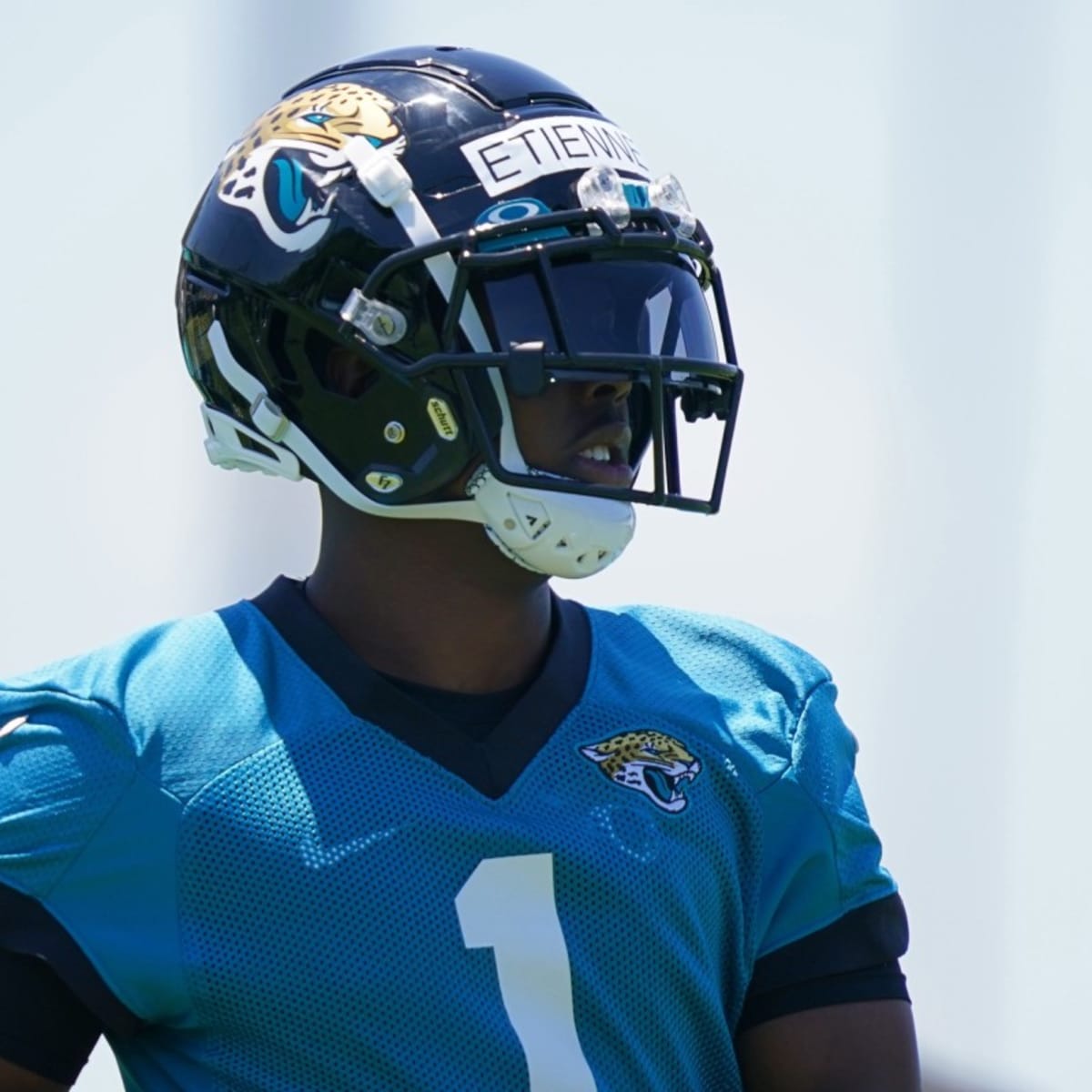 Jaguars rookie RB Travis Etienne to have foot surgery