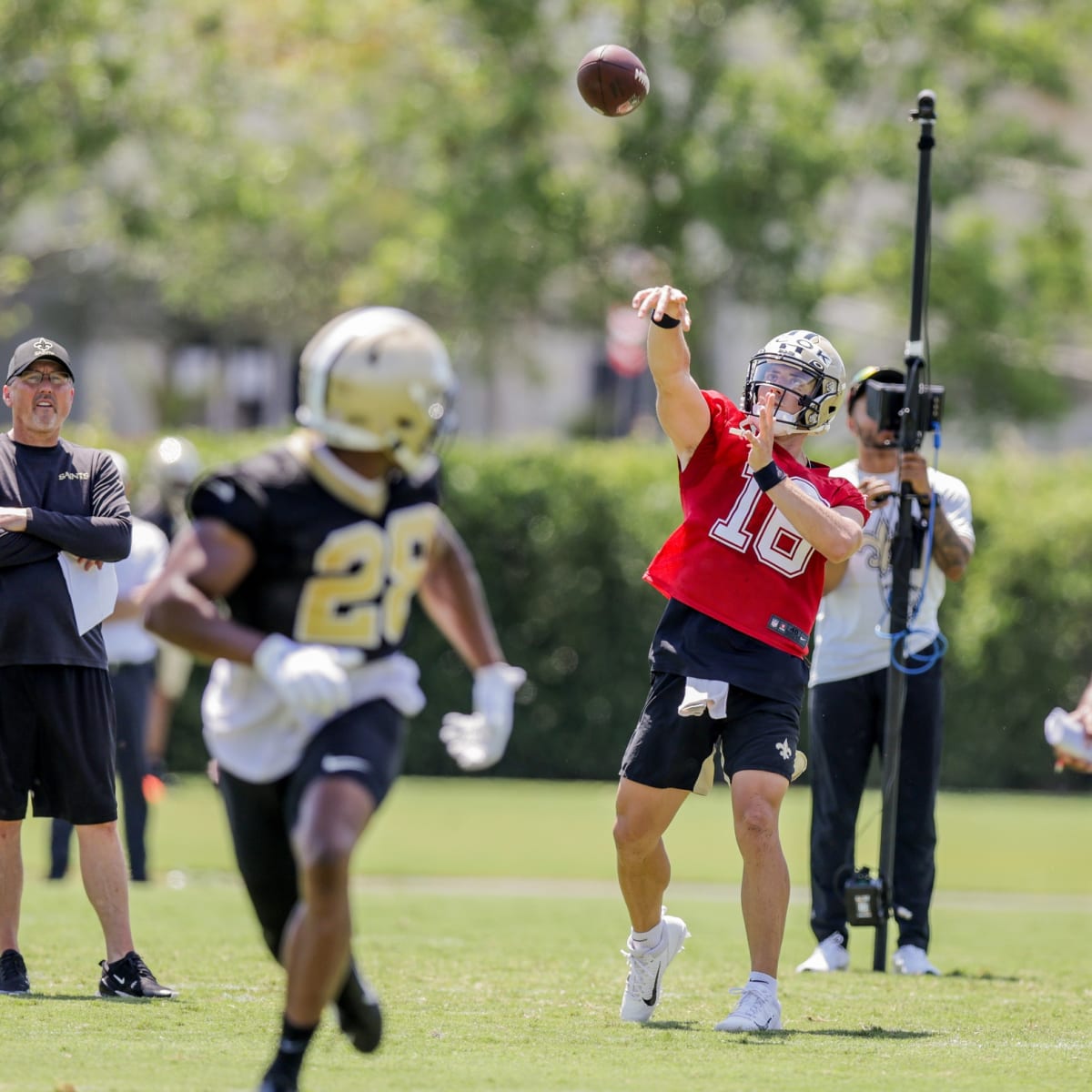 Trey Hendrickson is ANOTHER Saints Rookie Having a Big Impact - Sports  Illustrated New Orleans Saints News, Analysis and More