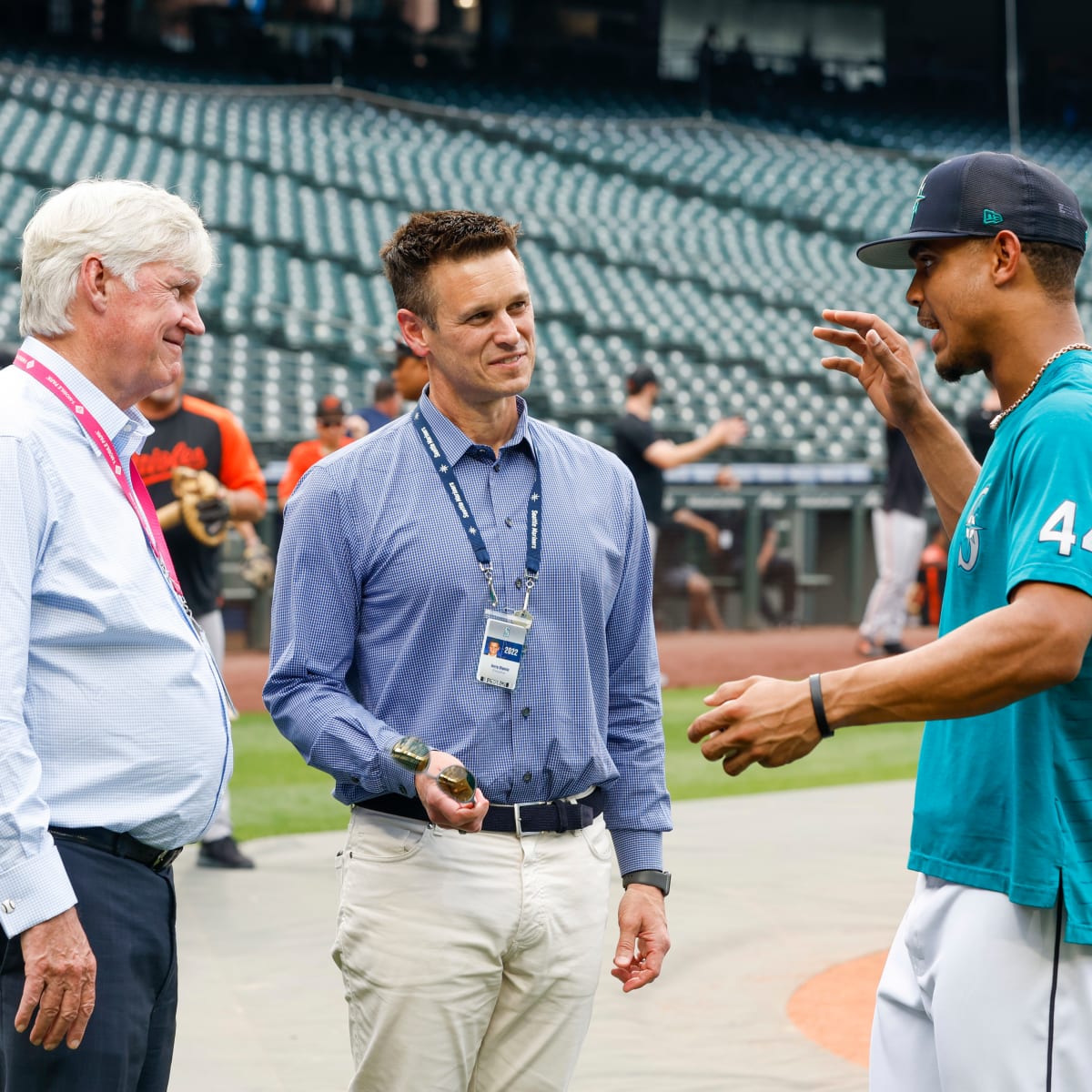 Dipoto: Mariners' plan for outfield, not a 'slam dunk' Haniger returns -  Seattle Sports