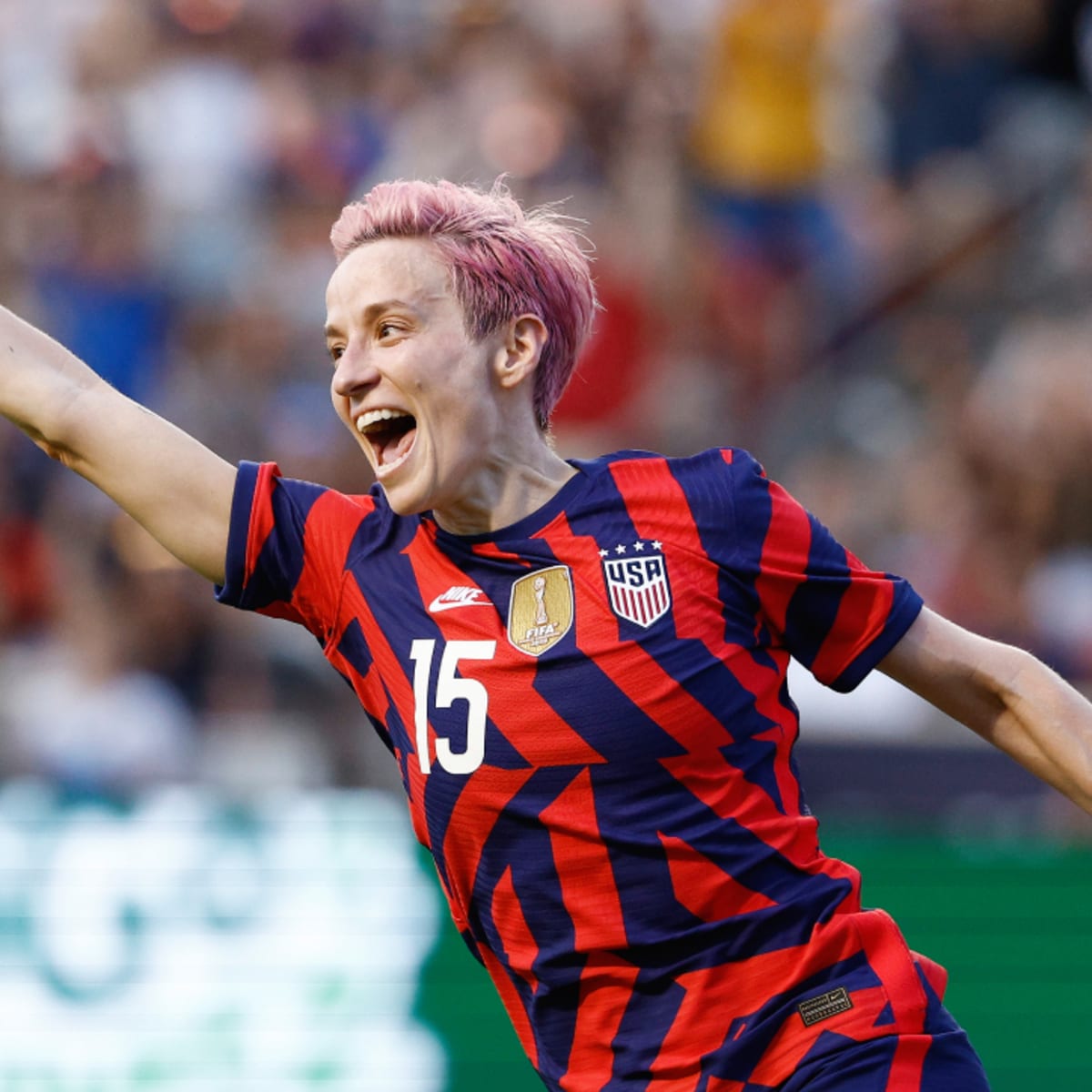 U.S. soccer star Megan Rapinoe announces retirement