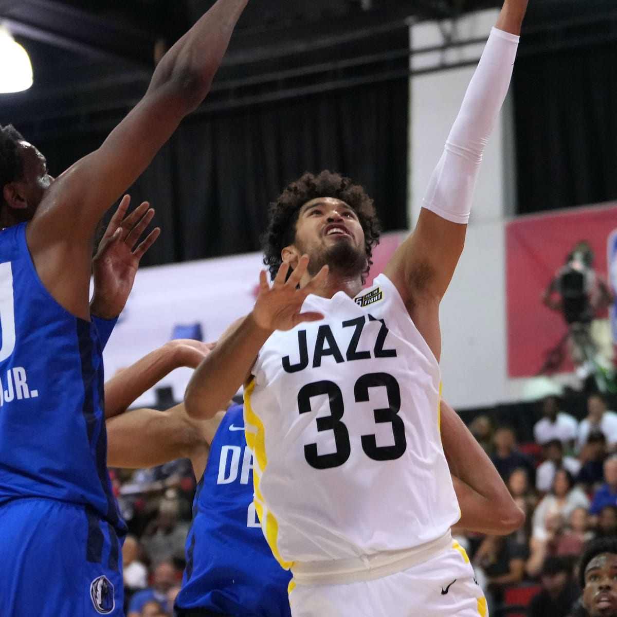 Johnny Juzang signs two-way deal with Utah Jazz following 2022 NBA