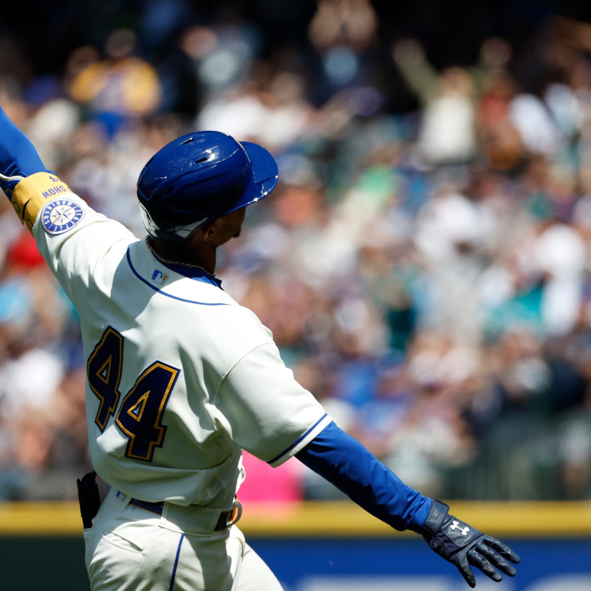 Swing adjustments paying off for Mariners' Julio Rodriguez with