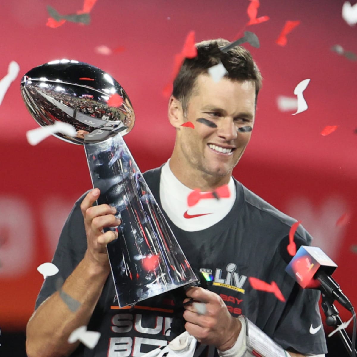 Updated Super Bowl LVII Futures: Tom Brady Boosts Buccaneers' Odds - Sports  Illustrated