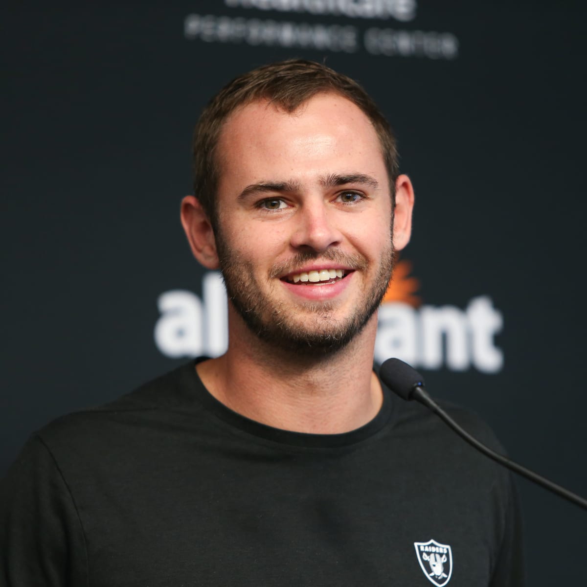 Raiders News: Hunter Renfrow Regaining Previous Form In Training Camp