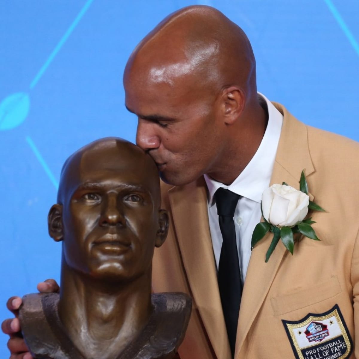 Report: Pro Football Hall of Famer Jason Taylor to join Miami staff -  Footballscoop