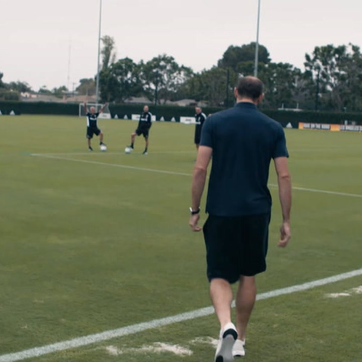 Chiellini visits Juventus in LA