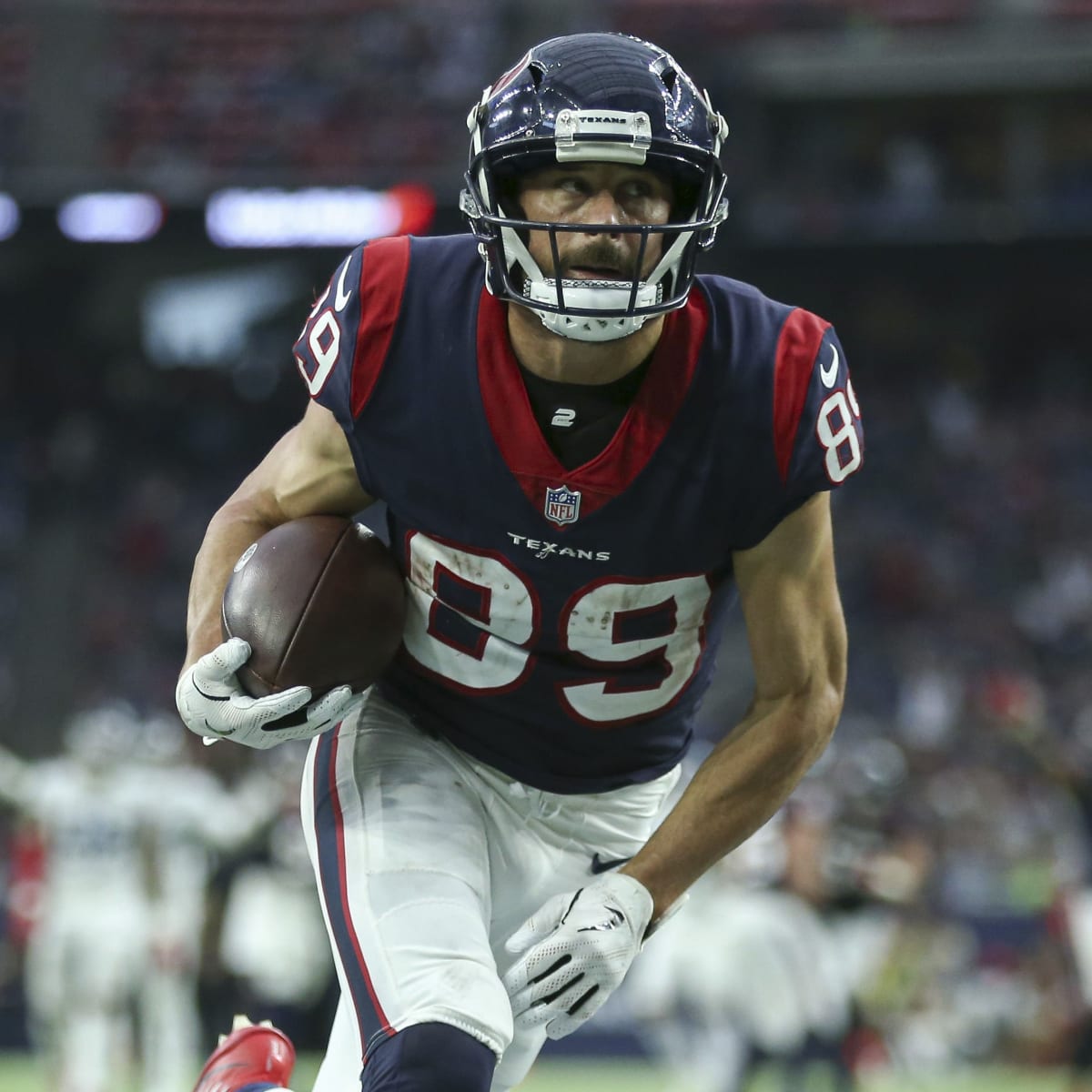 Texans wide receiver Danny Amendola to miss multiple games