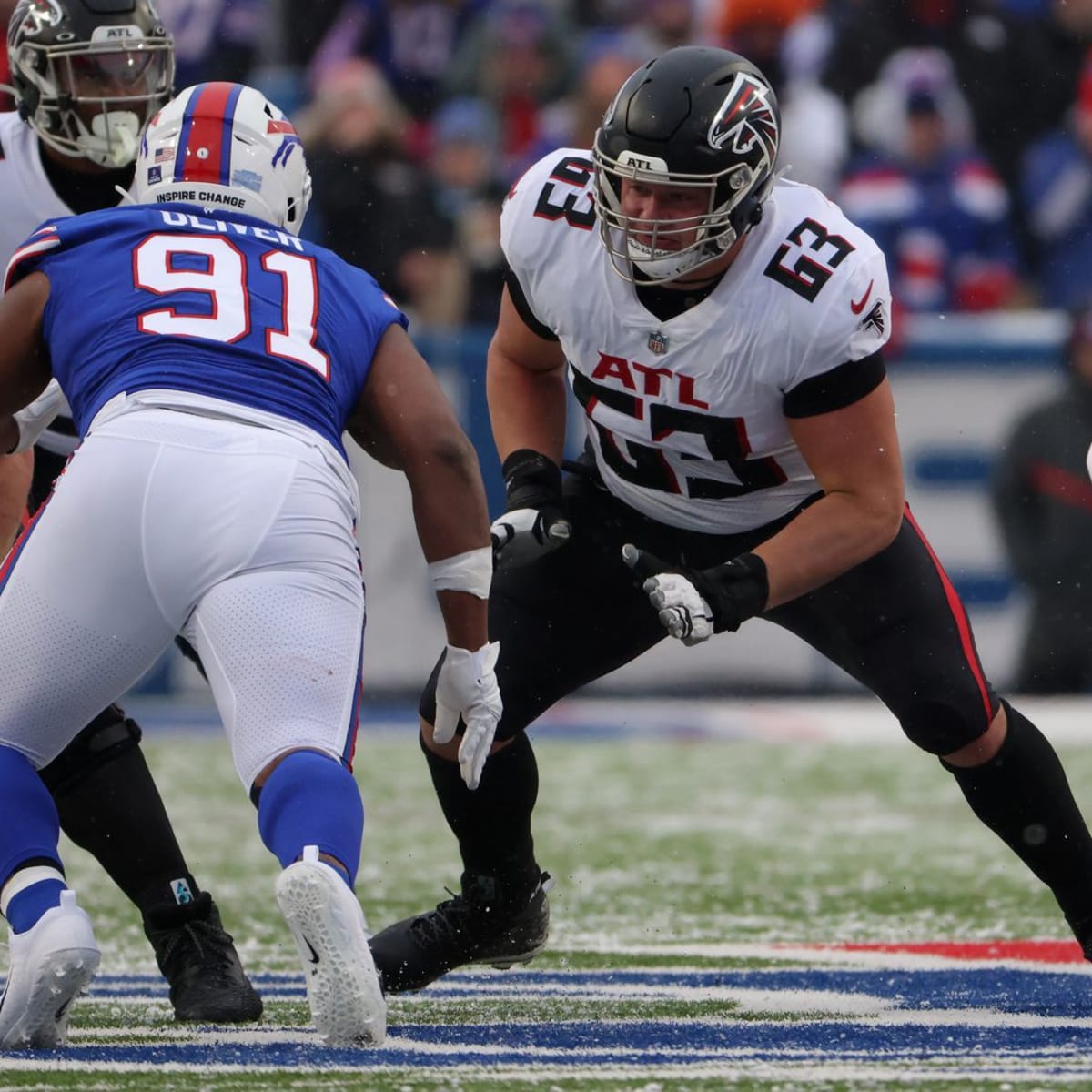 Atlanta Falcons OG Chris Lindstrom Reveals Thoughts on Future in Atlanta -  Sports Illustrated Atlanta Falcons News, Analysis and More