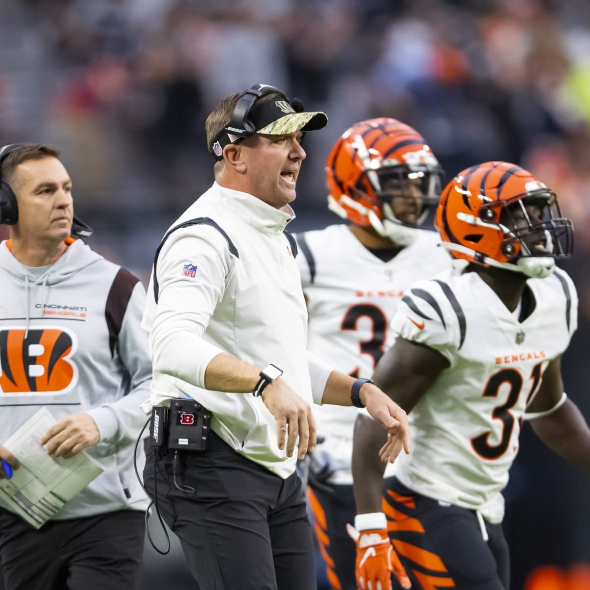 Cincinnati Bengals offensive tackle Orlando Brown Jr. (75) prepares to  perform a drill during the NFL football team's training camp, Thursday,  July 27, 2023, in Cincinnati. (AP Photo/Jeff Dean Stock Photo - Alamy