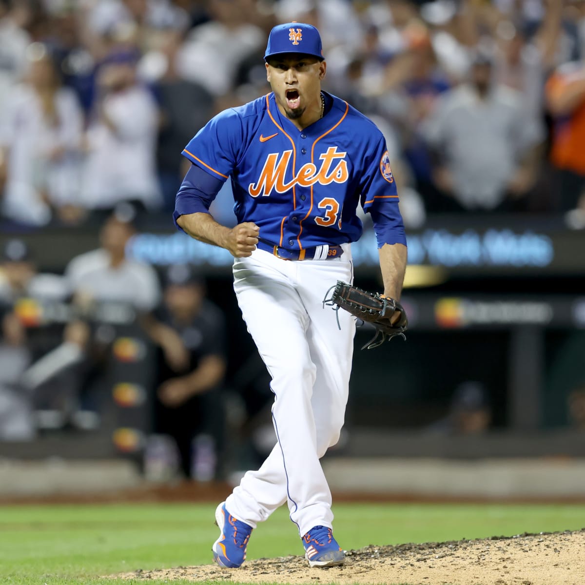 Mariners at Mets stream: Watch online, TV channel - How to Watch and Stream  Major League & College Sports - Sports Illustrated.